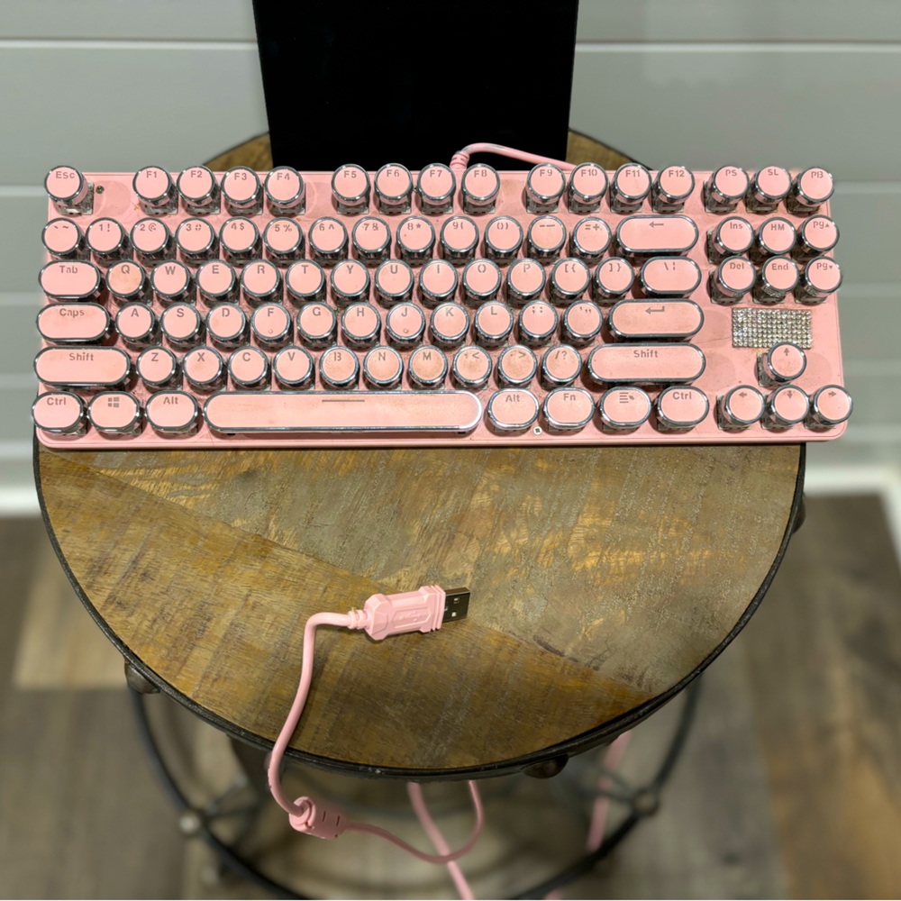 Retro keyboard